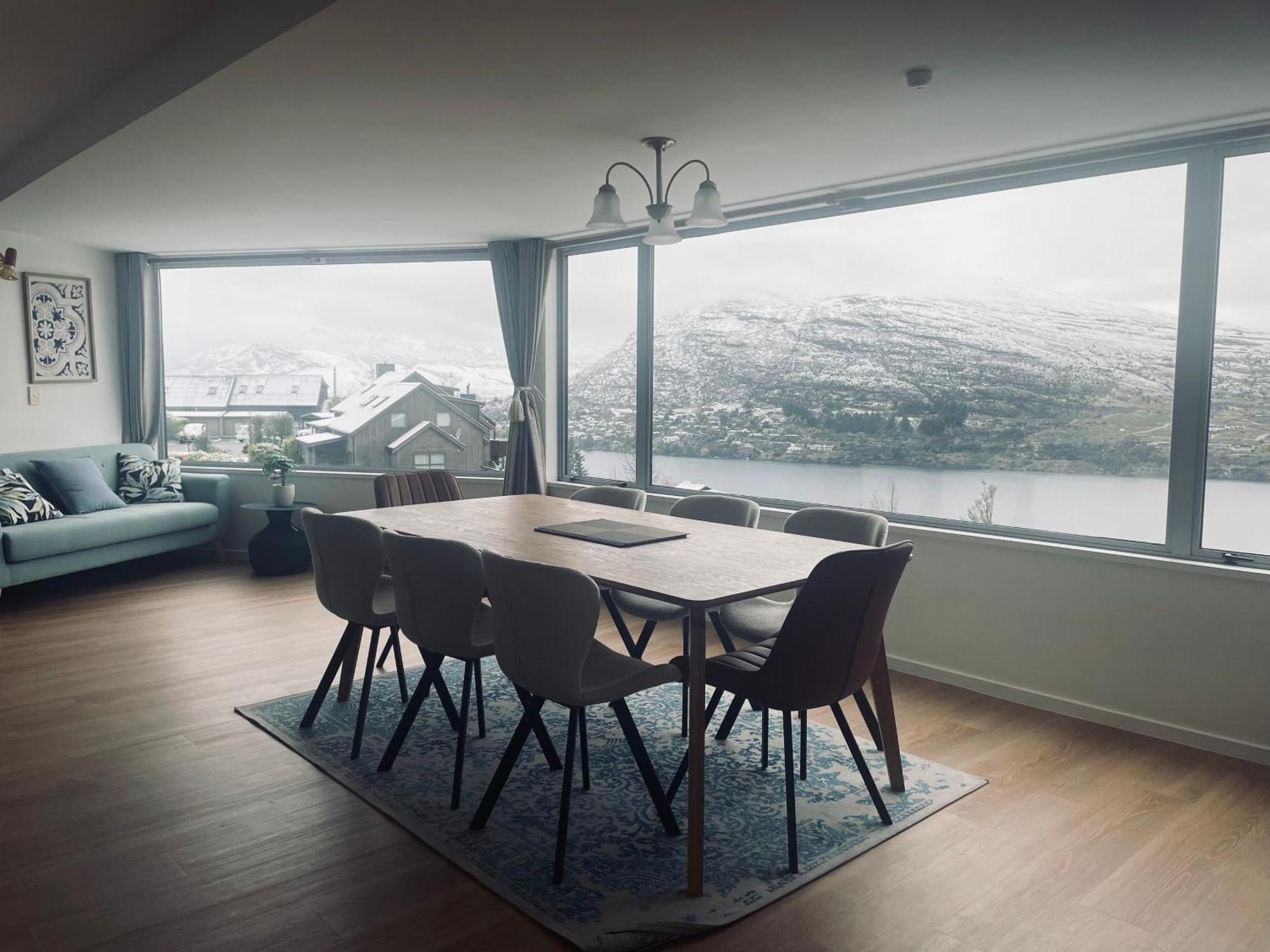 Ming'S Lakeside Goldleaf Suites Queenstown Exteriör bild